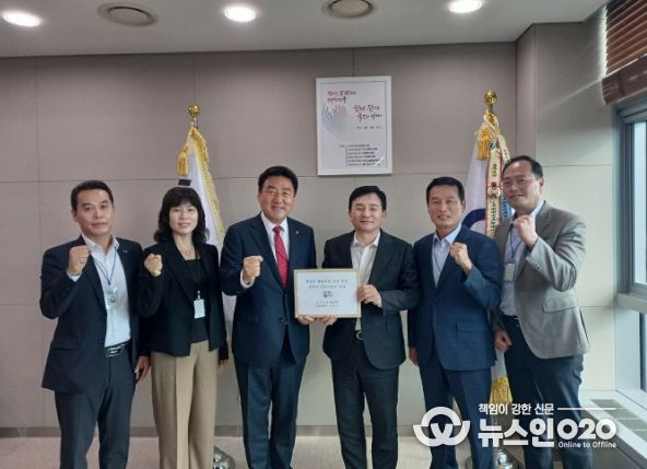 국민의힘 석호현 화성시병 당협위원장, 국토교통부 원희룡 장관 면담
