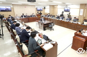경기도의회, 자치분권 불씨 당겨 전국 최초 ‘자치분권발전위원회 구성·운영 조례안’상임위 통과