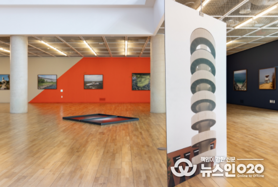김도균, 김신욱 작품 설치 전경