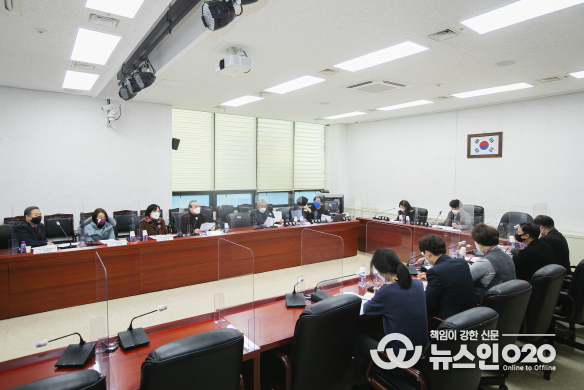 화성시의회 교육복지위원회, ‘온국민평생장학금’ 관련 간담회 개최