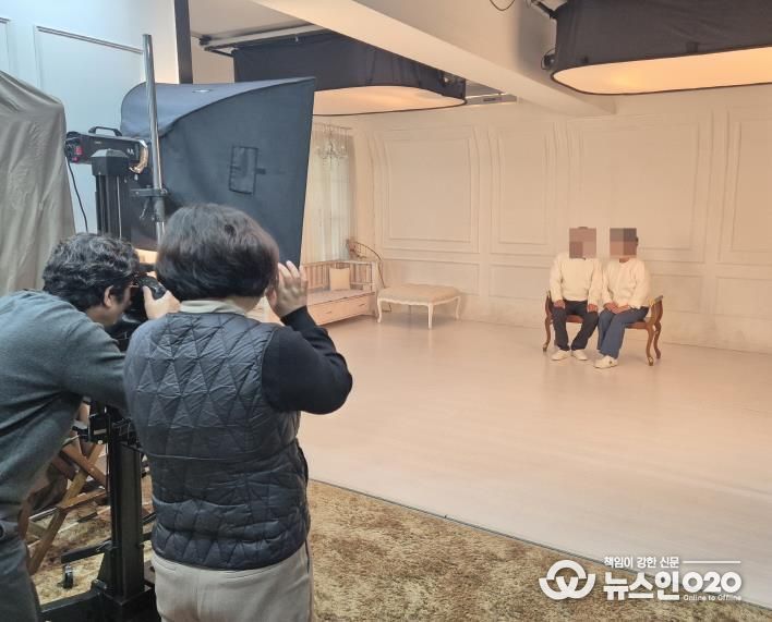 팔달구보건소가 ‘추억담기 가족사랑 사진관’을 운영하고 있다