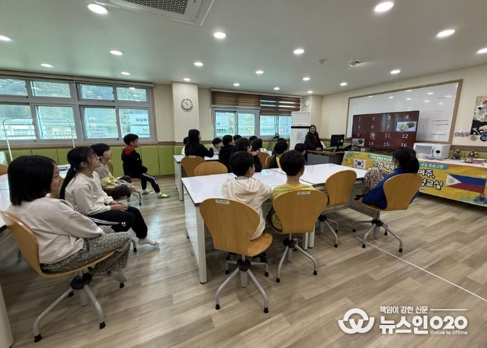 여주교육지원청, 이주배경 강사와 함께한 ‘세계를 담은 여주’ 상호문화 체험교실 성료