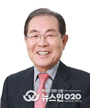 ㈜한국콜마 윤동한 회장