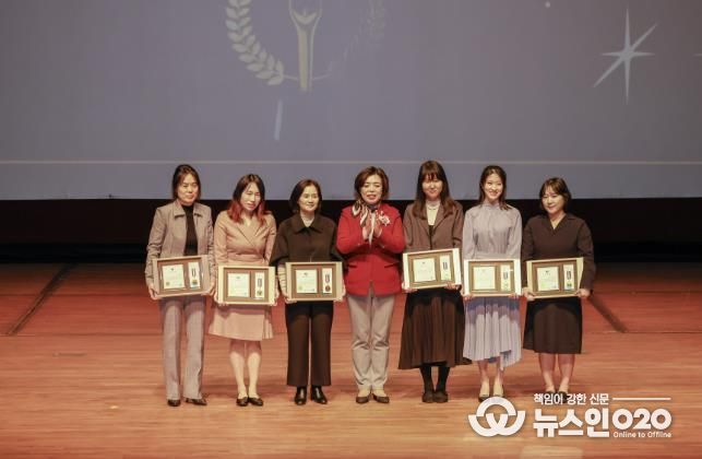 과천시, ‘2025년 보육인의 밤’ 개최…보육교직원 노고에 감사의 뜻 전해