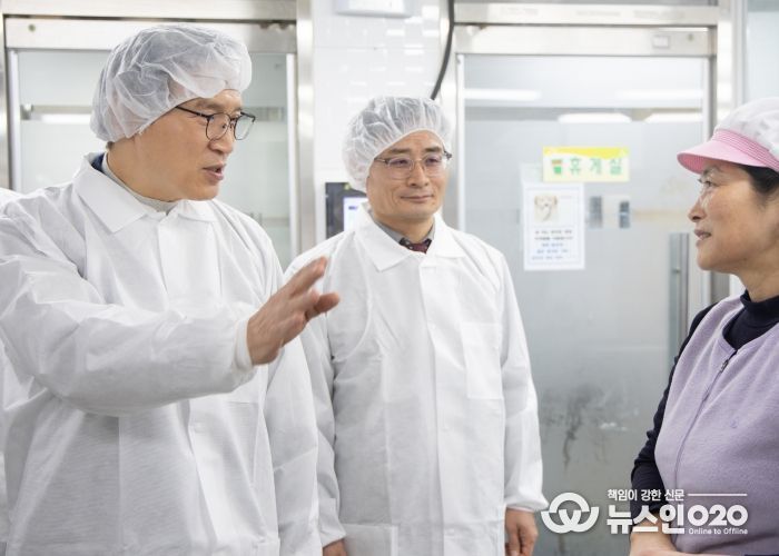 임태희 경기도교육감, “학교 급식실 근로자 걱정 지나칠 수 없어, 경기도형 환기설비 국가 표준 될터”