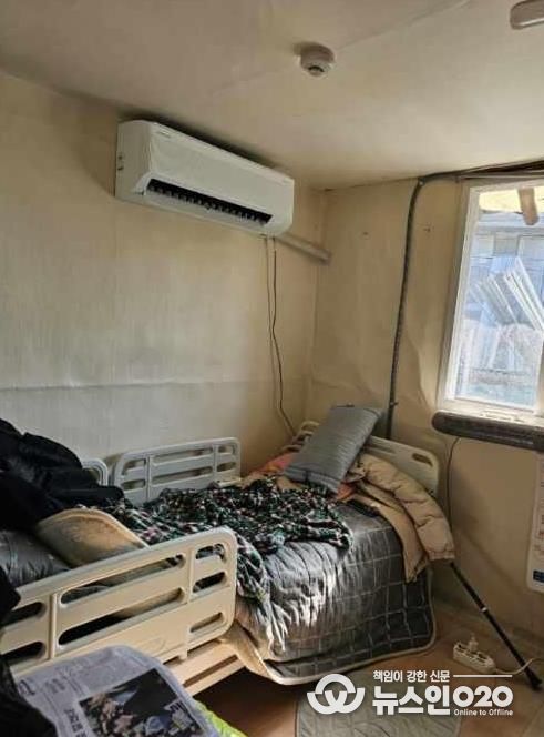 건강관리 취약계층 가구에 설치된 한파 대비 냉난방기
