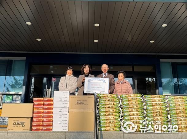 사랑의동산교회, 평택시 안중읍에 사랑의 이웃돕기 물품 후원