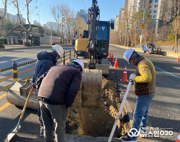 지하 공간 탐사 모습