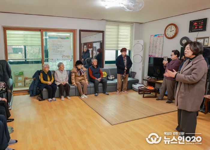 과천시, 새해 맞아 관내 경로당 순회 방문(12일, 선바위 경로당)