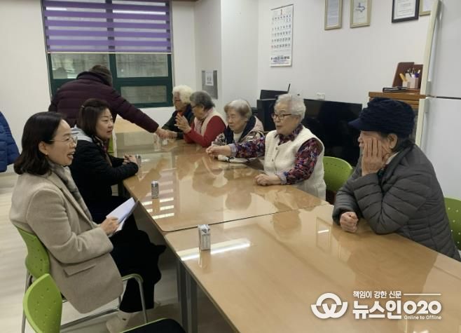 수원시 팔달구 화서2동 이윤주 신임 동장, 동절기 맞아 경로당 17개소 돌며 현장 소통