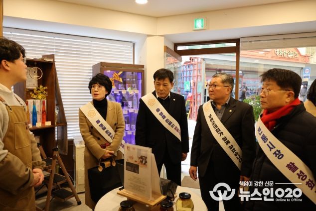 부여군의회, 설 명절맞이 전통시장 이용 캠페인 전개