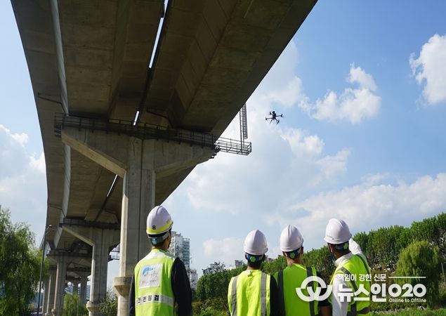 교량 드론 점검