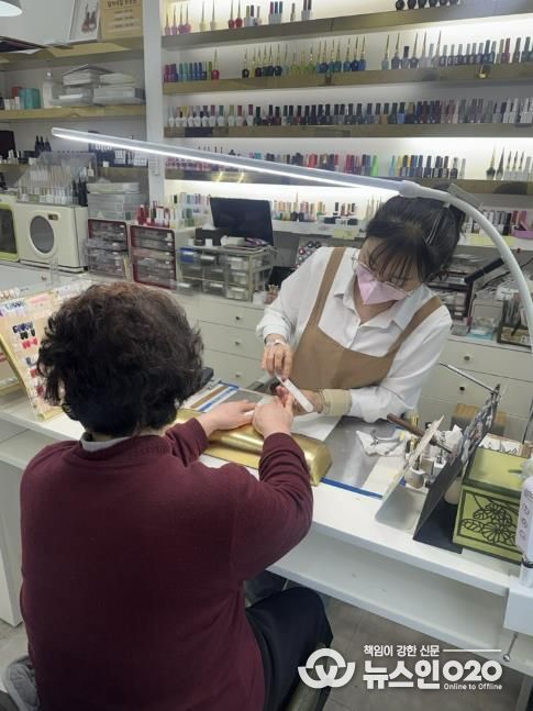 수원시 영통구 망포2동, 홀몸 어르신 고독사 예방을 위한 “예쁜 손 이야기” 진행
