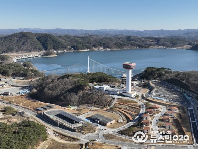 드론으로 촬영한 예당관광지 전경