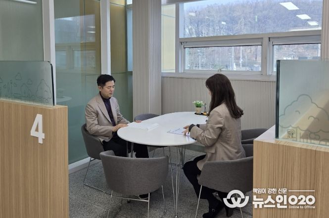 수원시 장안구, 통합민원실 ‘행복드림’ 전용 근무복 착용 시행